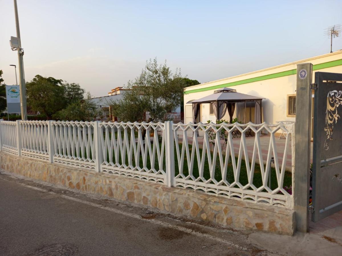 Green Sea Bed & Breakfast Elena Marina Exterior foto